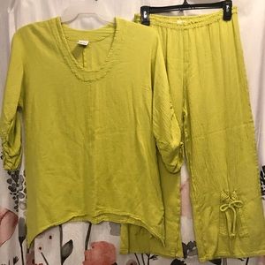 SOLD Oh My Gauze! Tunic and Crop Pants